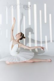 [Carrie GALLI] Diario de un estudiante de danza 078 Gao Wenwen 2