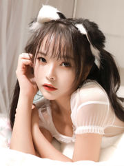 [코스프레 포토] 쑤옌옌 아줌마 - 흰 고양이 귀 머리장식