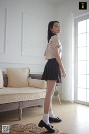 Chemise modèle "Xiaoshan premier goût des chaussettes en coton JK" [IESS Bizarre et Intéressant] Belles jambes et pieds en soie