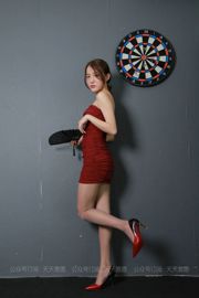 [IESS 奇思趣向] Modell: Wan Ping „Sexy Red Dress“