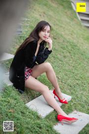 Model Xiao Yu "Xiao Yu w kwiatach" [IESS] Piękne nogi