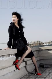 [丽 柜 LiGui] Gambar Foto Kaki Sutra "Merah dan Hitam" Model Cheng Hailun