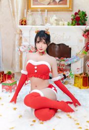 Người nổi tiếng Internet Coser Yeonko là "Món quà Giáng sinh" không thể phá hủy