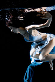 [Интернет-знаменитость COSER] Симпатичная мисс Сестра Му Миан Миан OwO - Clear Underwater